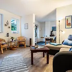 Mit Maritimen Flair Apartment