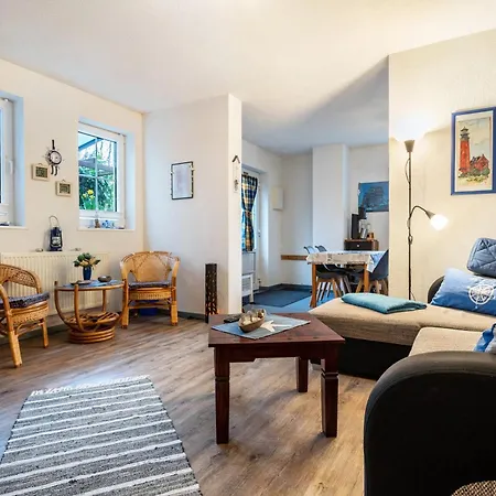 Mit Maritimen Flair Lohme